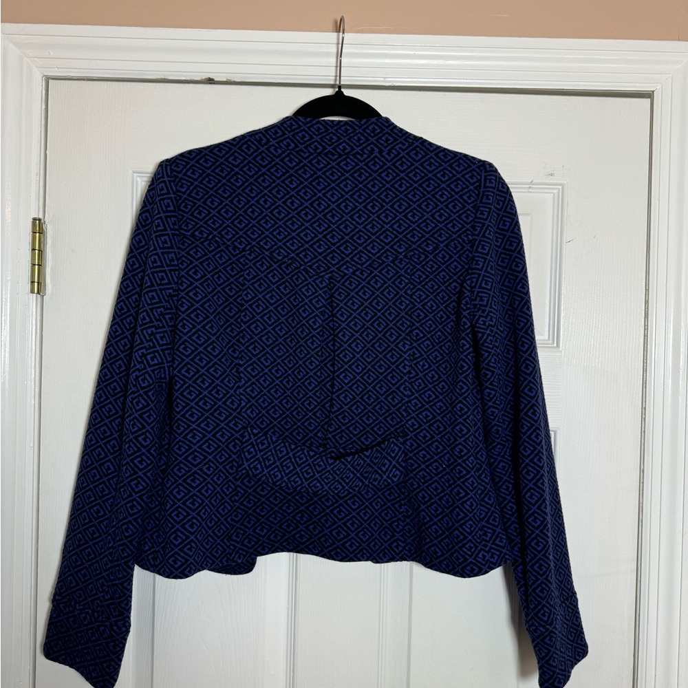 Geometric Patterned Blue Jacket - Picture 3 of 3